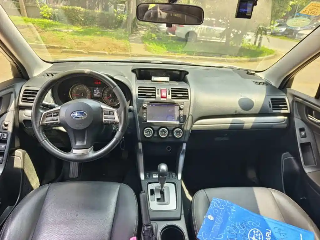 Subaru Forester 2015