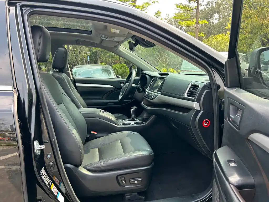 Toyota Highlander 2019 — фото 25