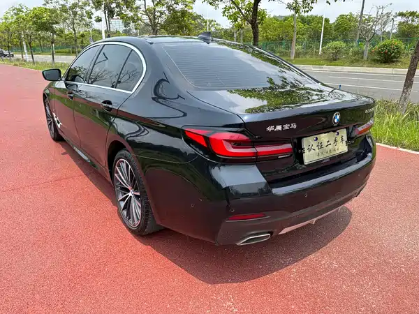 BMW 5 Series 2023