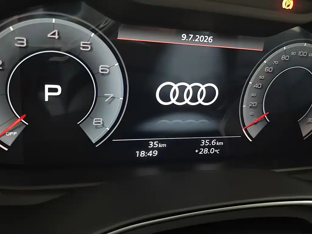 Audi A6L — фото 10