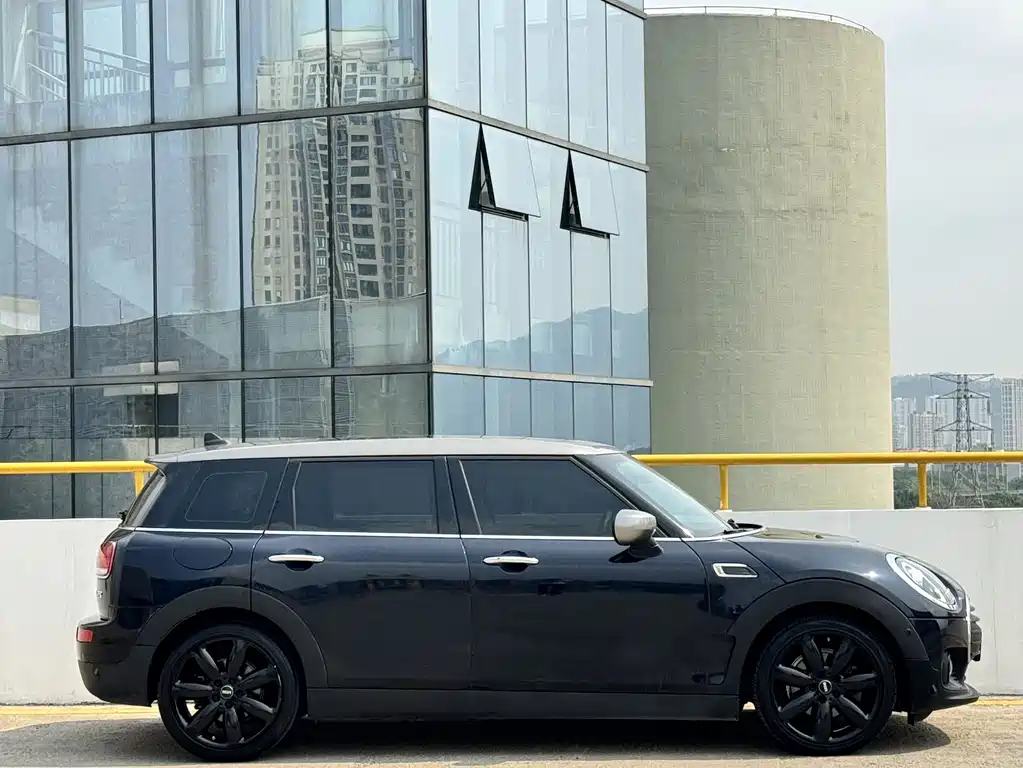MINI Clubman 2019 — фото 9