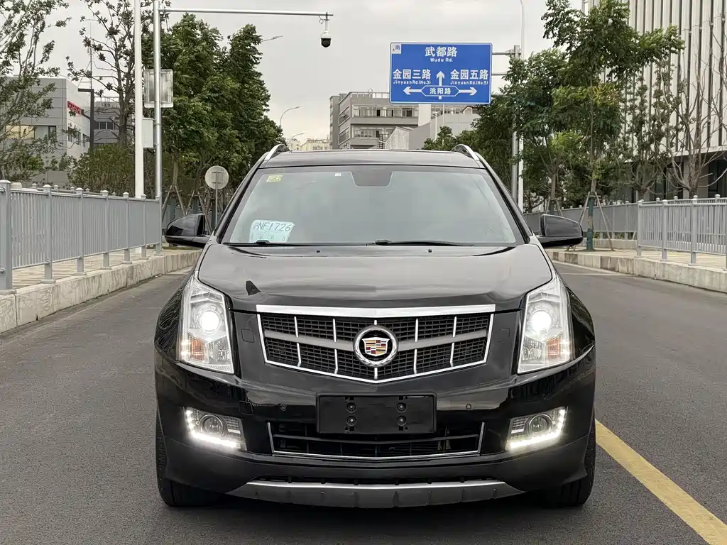 Cadillac SRX 2012 — фото 2