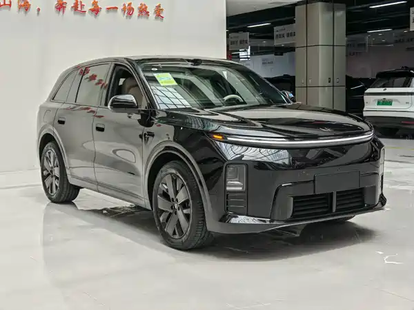 Li Auto L6 2026