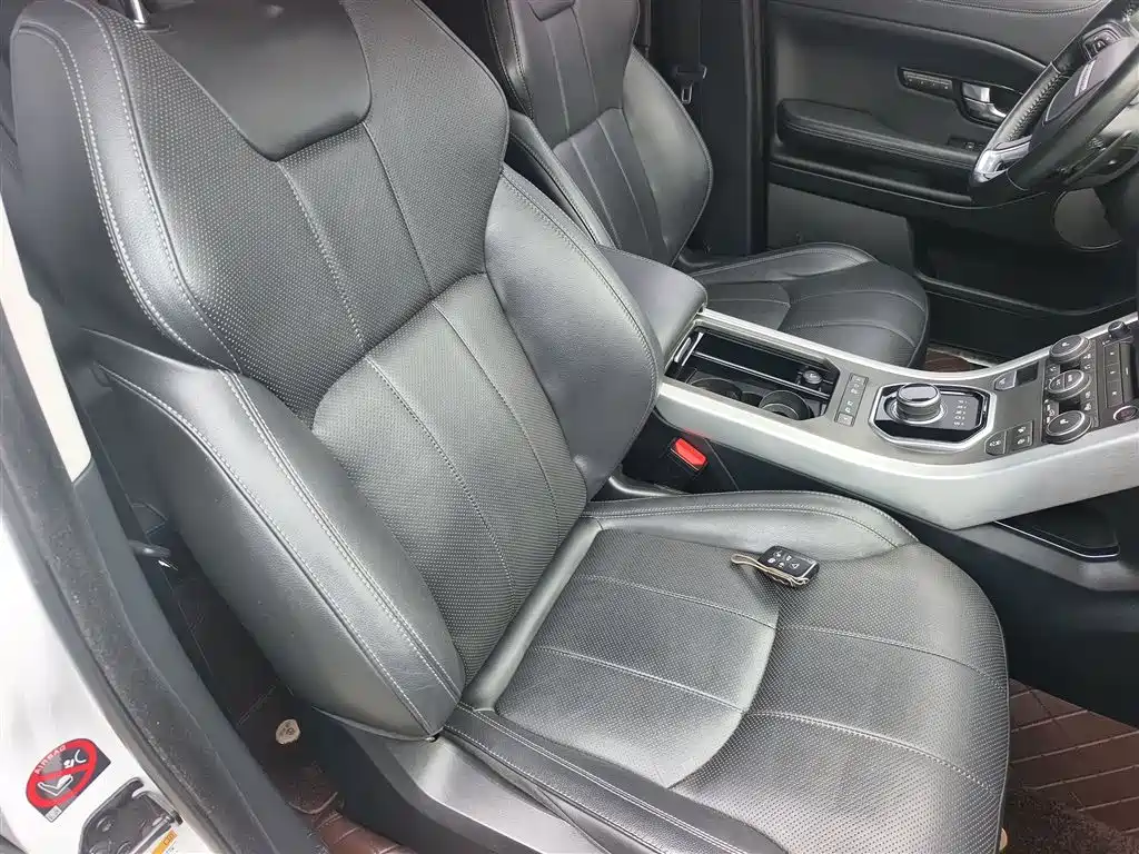 Land Rover Evoque 2017 — фото 17