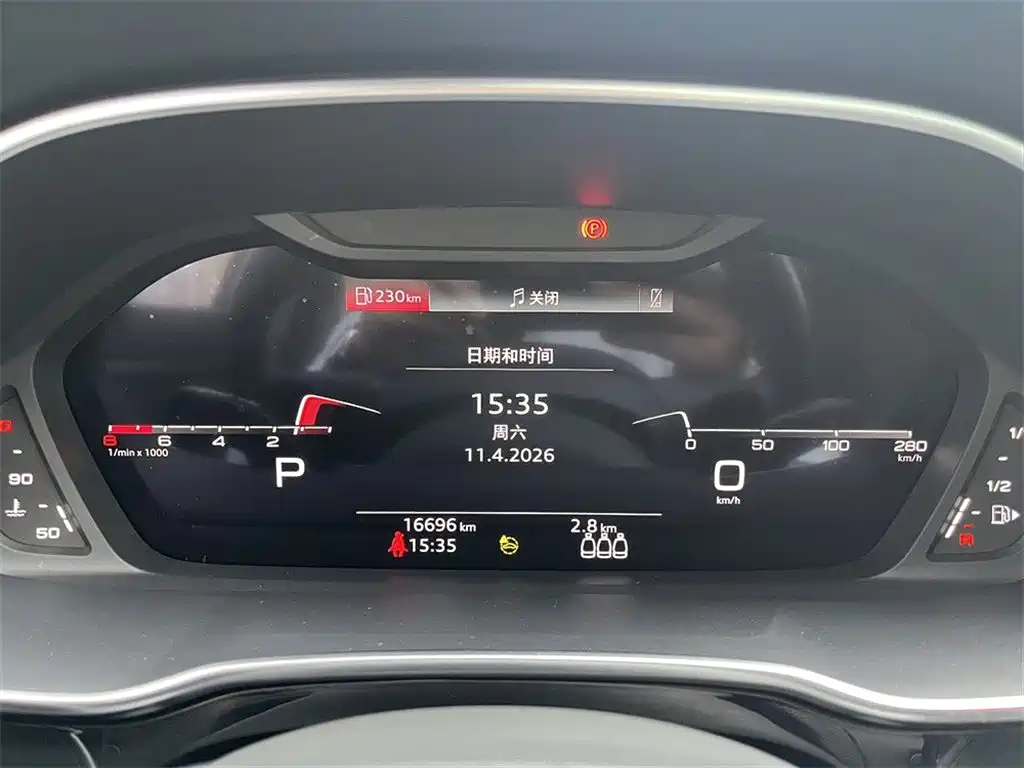Audi Q3 2024 — фото 10