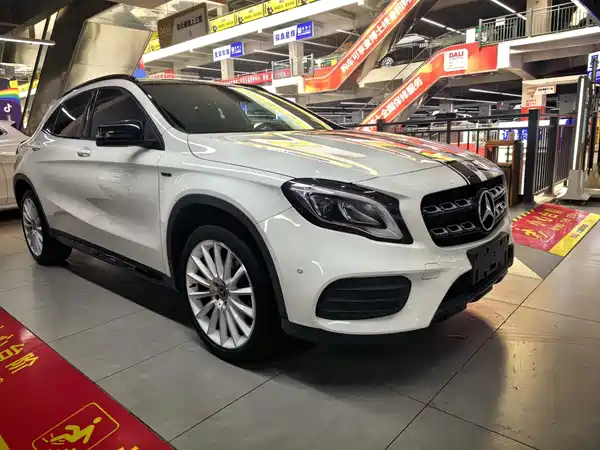 Mercedes-Benz GLA 2018