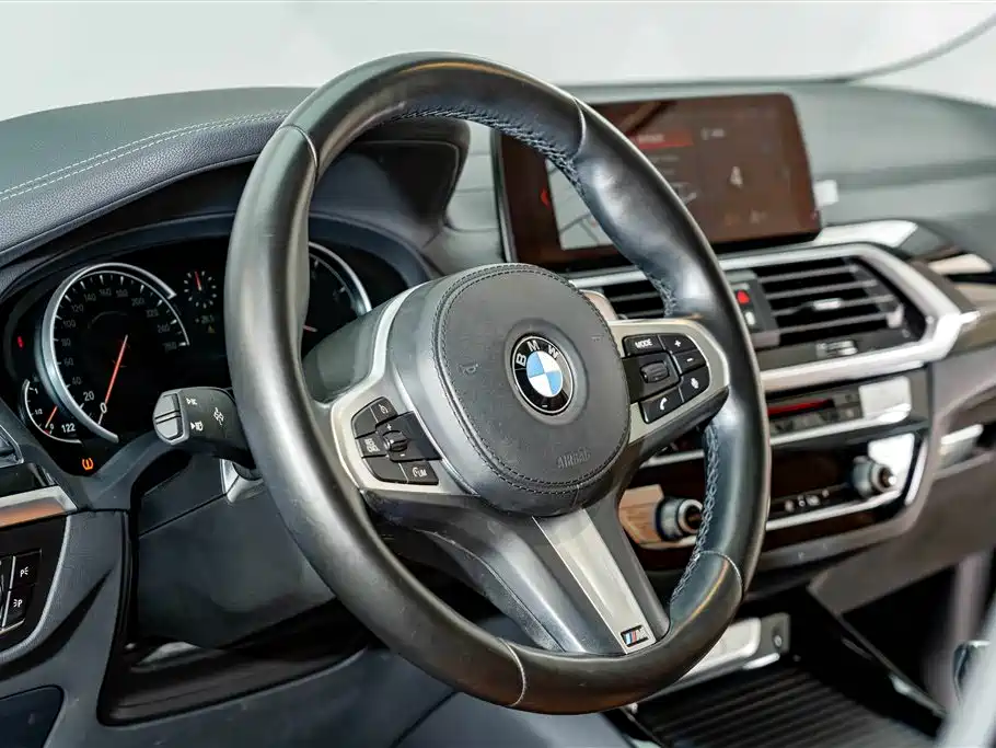 BMW X3 2019 — фото 11