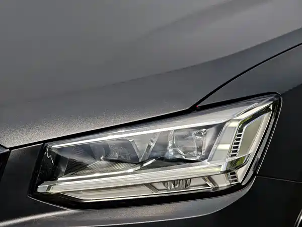 Audi Q2L 2020