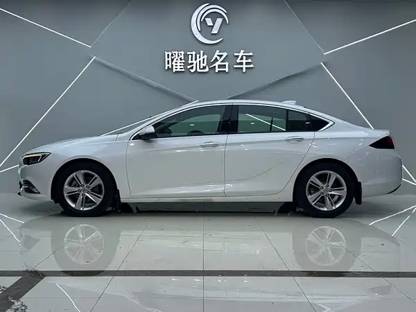 Buick Regal 2018