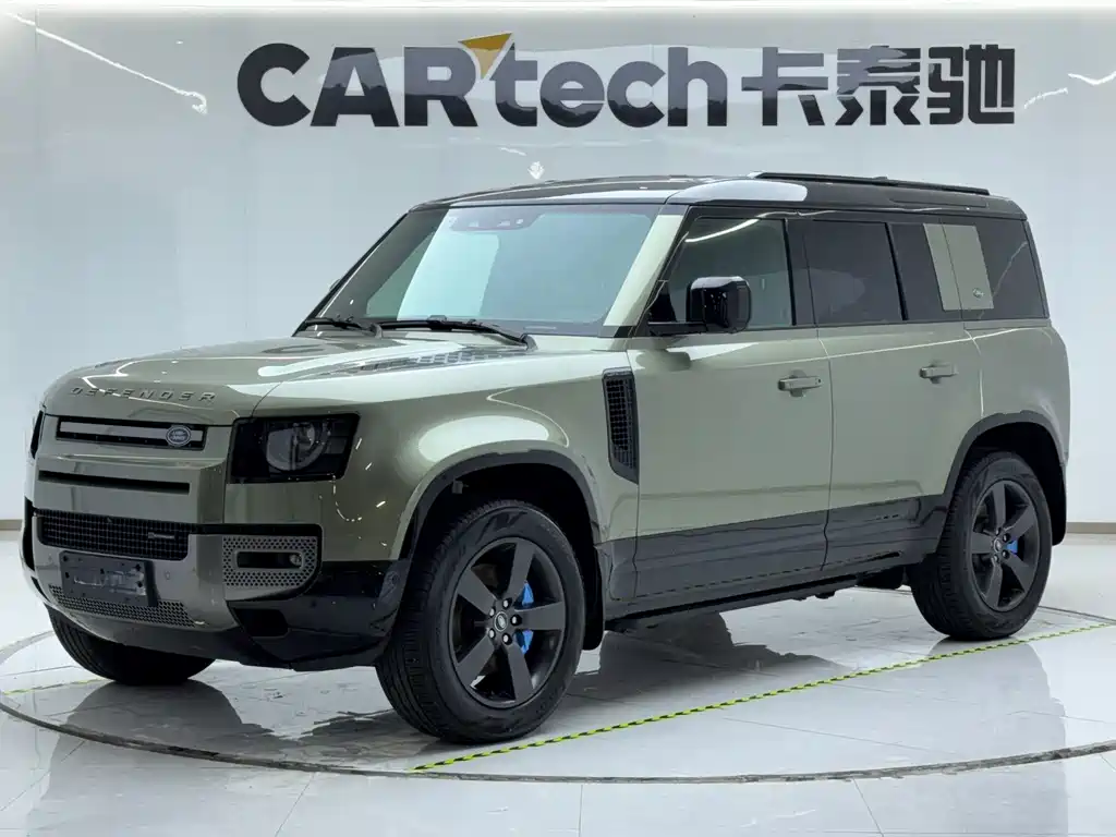 Land Rover Defender 2023 — фото 1