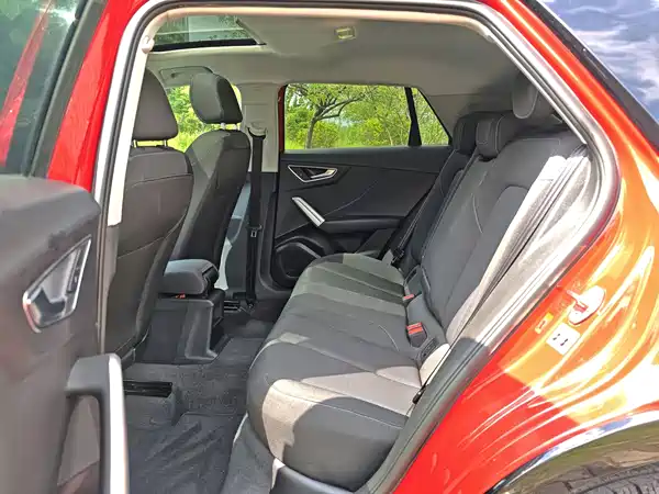 Audi Q2L 2020