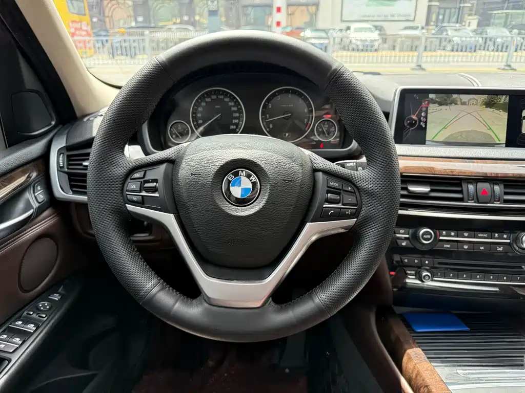 BMW X5 2014 — фото 14
