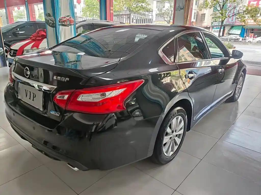 Nissan Teana 2017