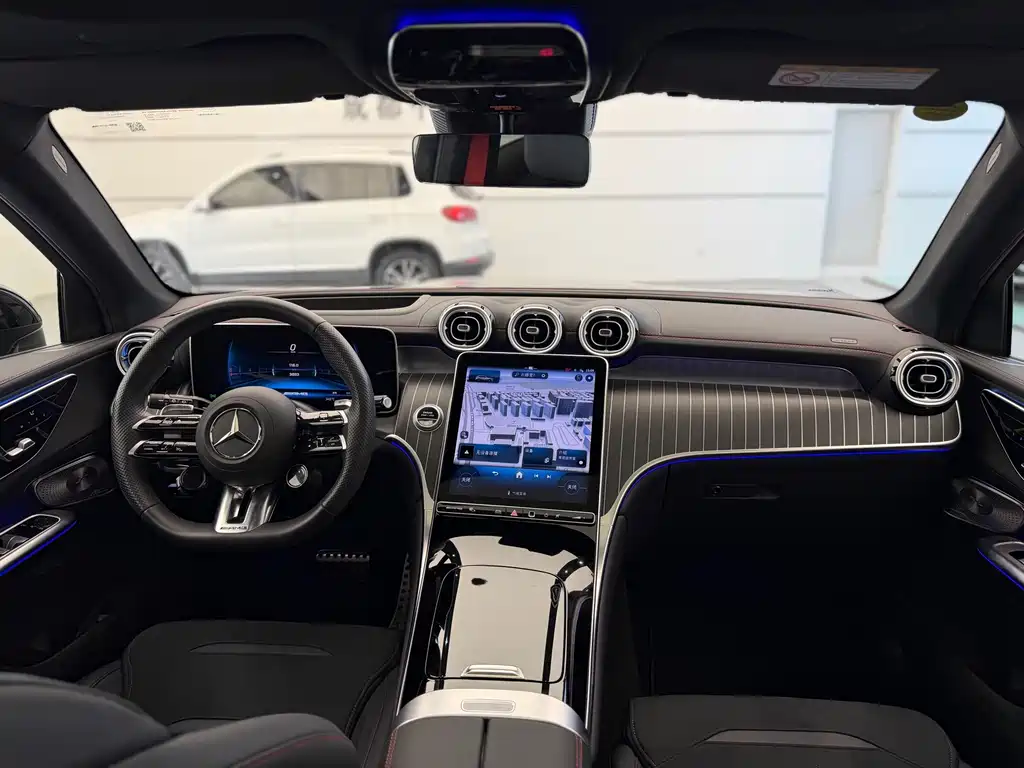Mercedes-Benz GLC AMG 2025 — фото 21