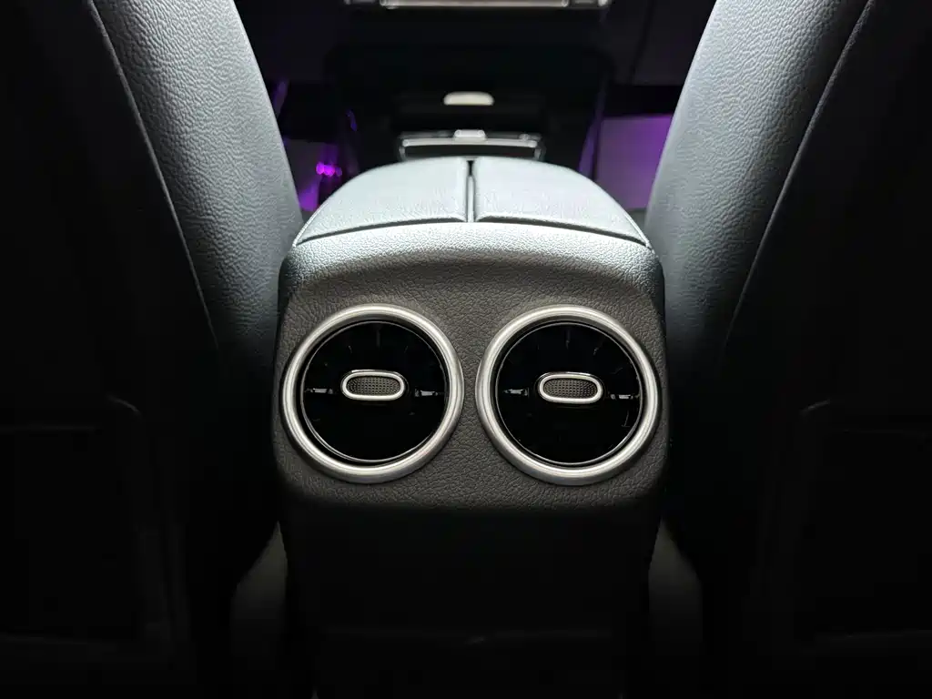 Mercedes-Benz A-Class AMG 2026 — фото 17