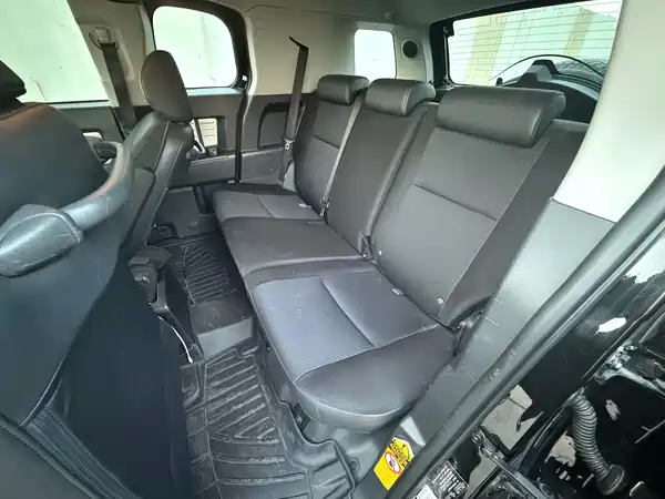Toyota FJ Cruiser 2013