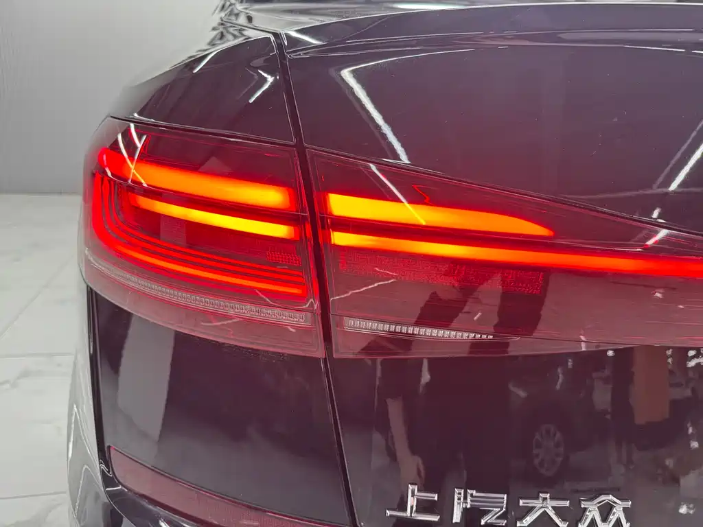 Volkswagen Passat 2023 — фото 20