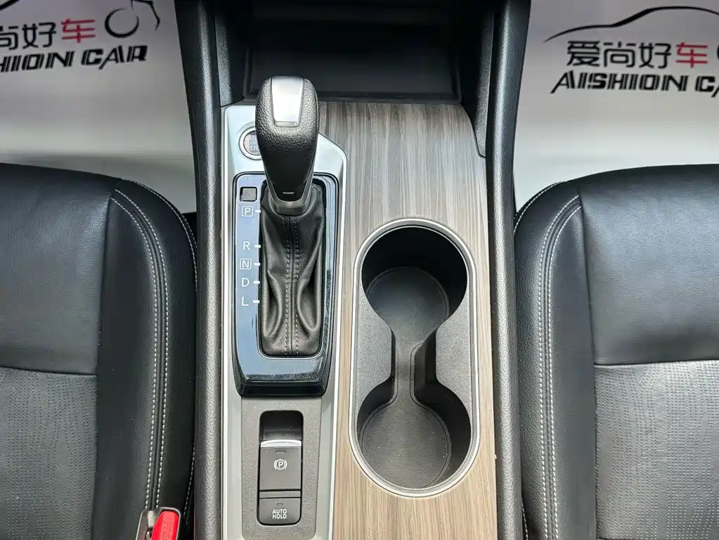 Nissan Teana 2022 — фото 16