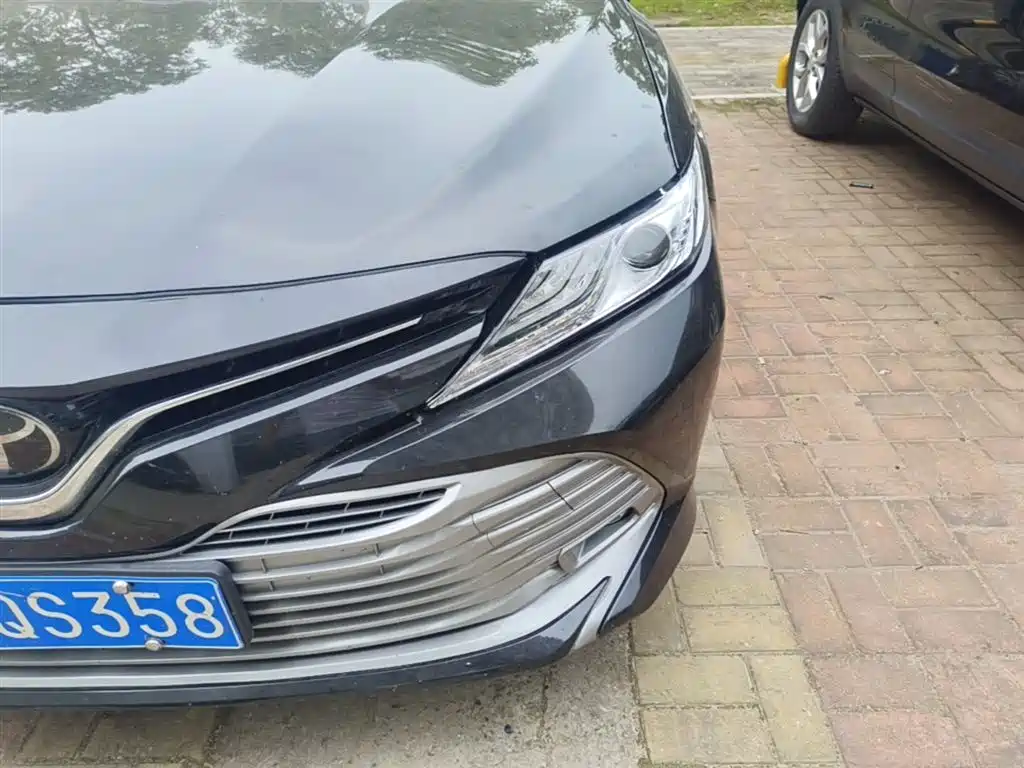 Toyota Camry 2020 — фото 24