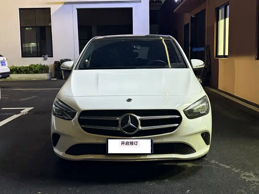 Mercedes-Benz B-Class 2019 — фото 1