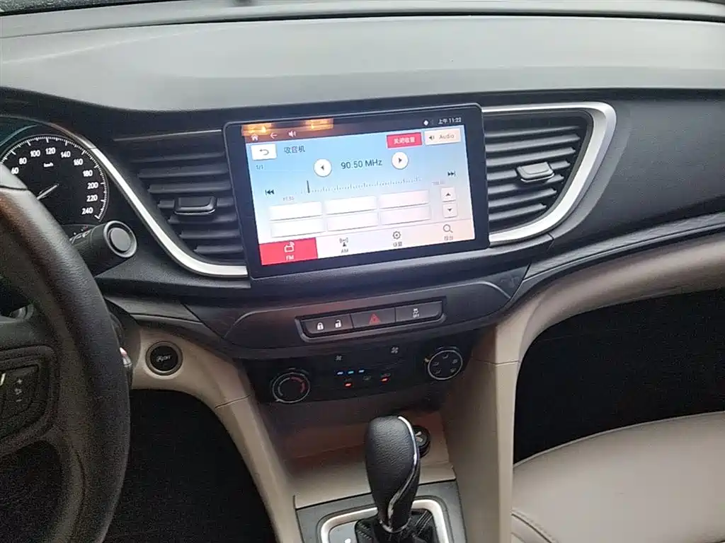 Buick Excelle 2017 — фото 13