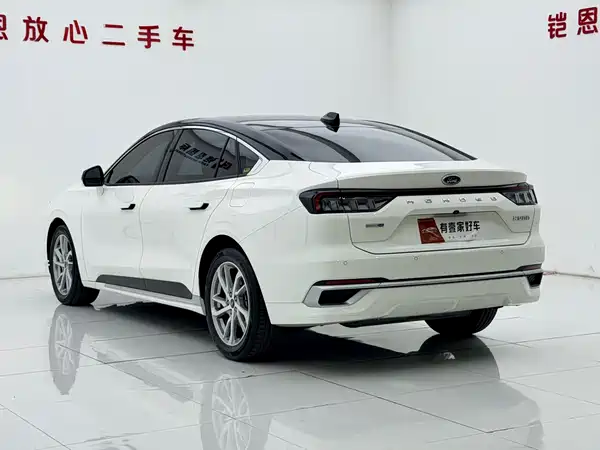 Ford Mondeo 2023