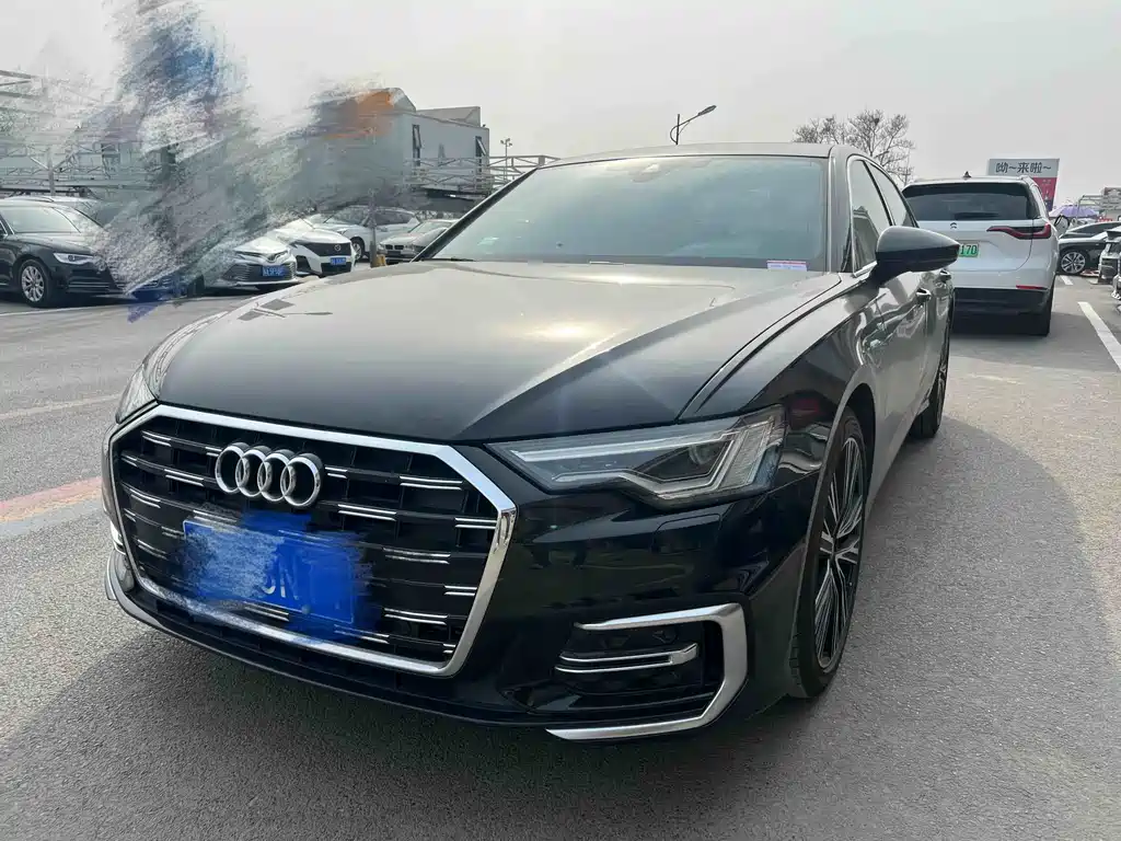 Audi A6L 2023 — фото 1