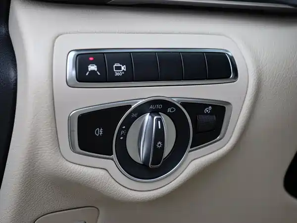 Mercedes-Benz V-Class 2021