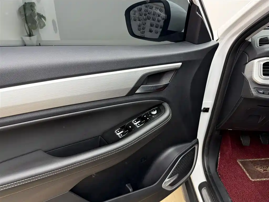 Geely Vision X6 2020 — фото 15
