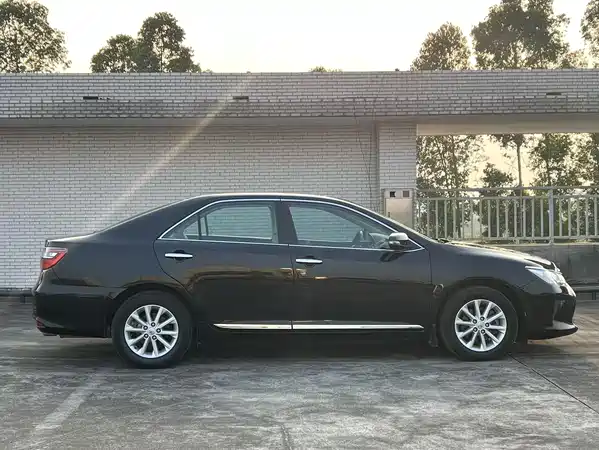 Toyota Camry 2015