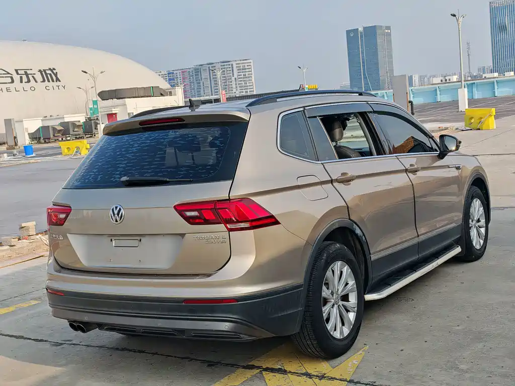 Volkswagen Tiguan L 2018