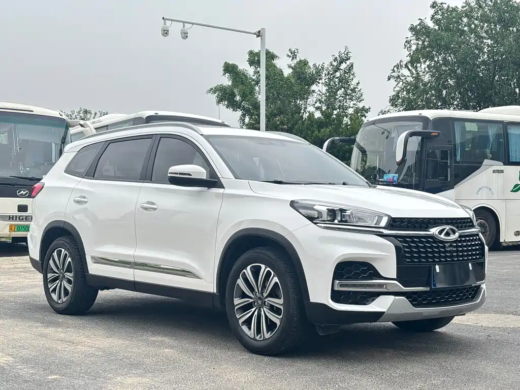 Chery Tiggo 8 2018 — фото 5
