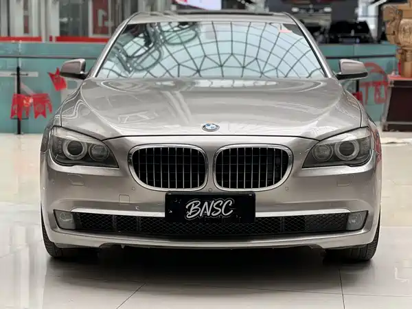 BMW 7 Series 2009