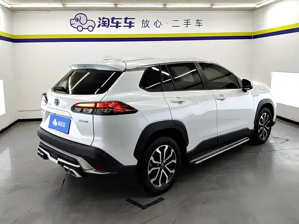 Toyota Frontlander 2024