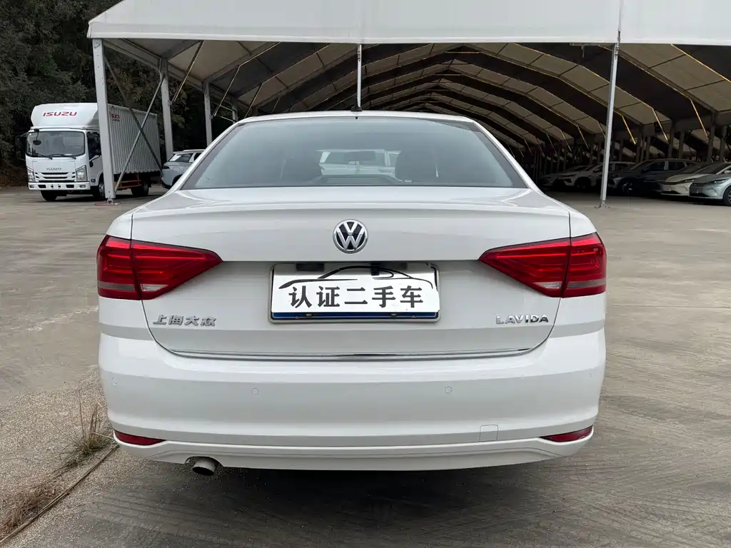 Volkswagen Lavida 2016