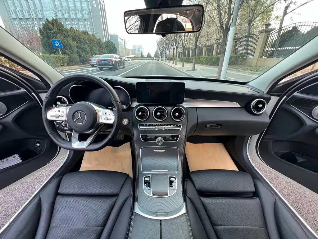 Mercedes-Benz C-Class 2021 — фото 3