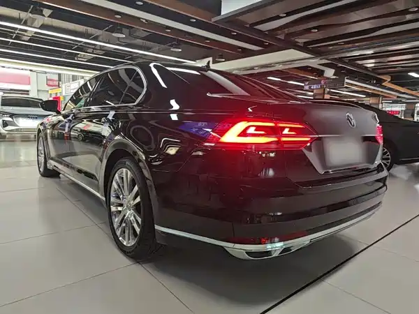 Volkswagen Phideon 2023