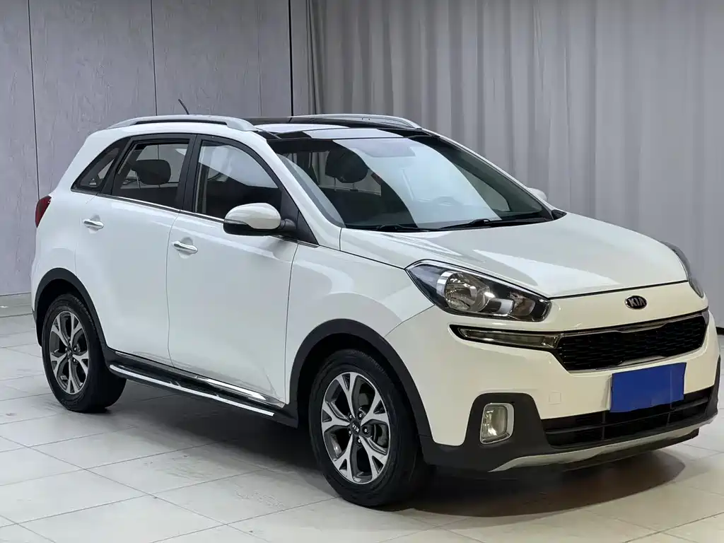 Kia KX3 2016 — фото 3