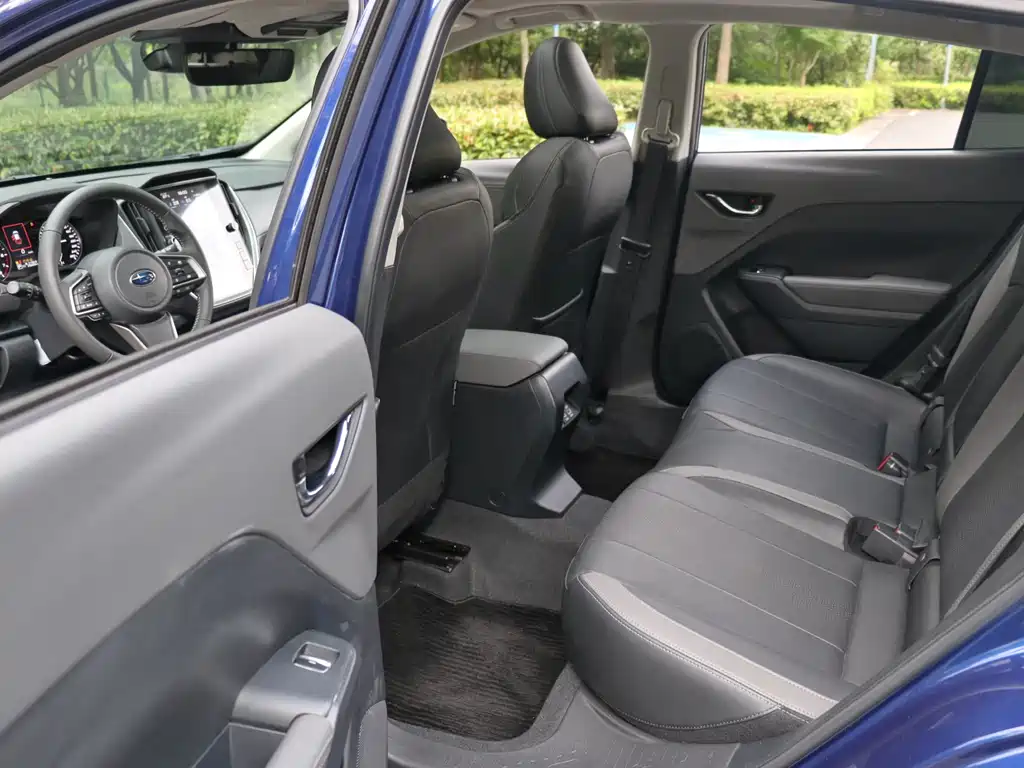 Subaru Crosstrek 2023 — фото 13
