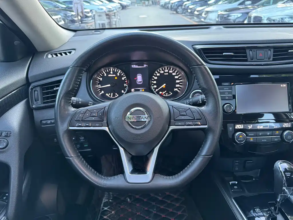 Nissan X-Trail 2017 — фото 10
