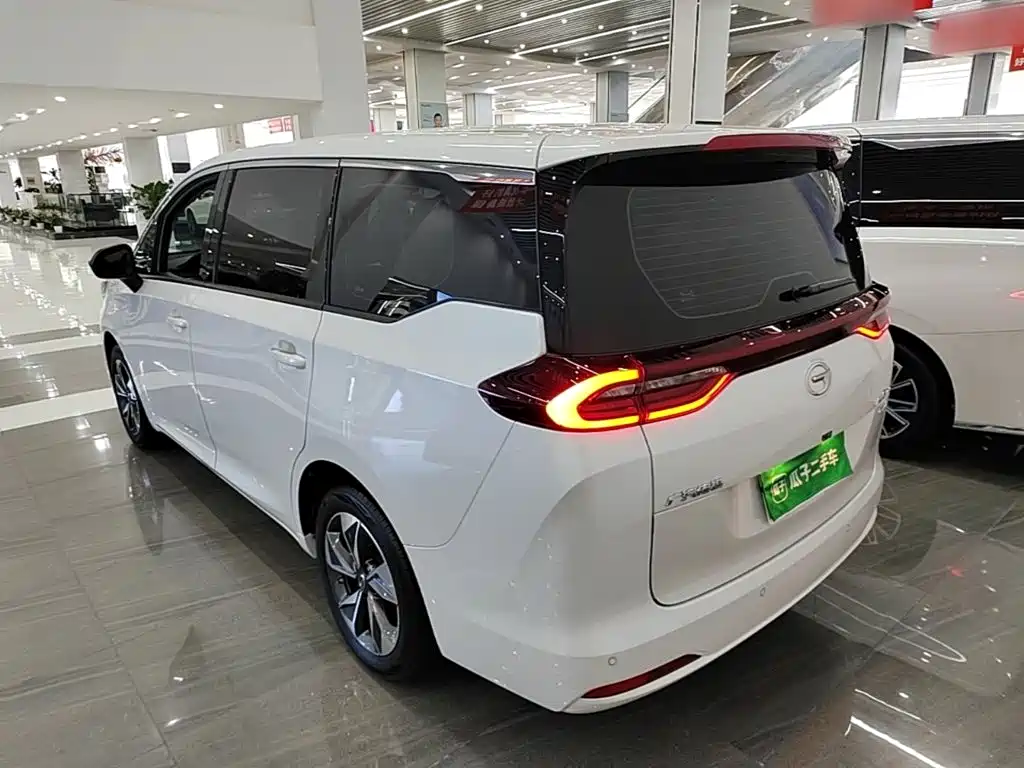 GAC Trumpchi M6 2025 — фото 5