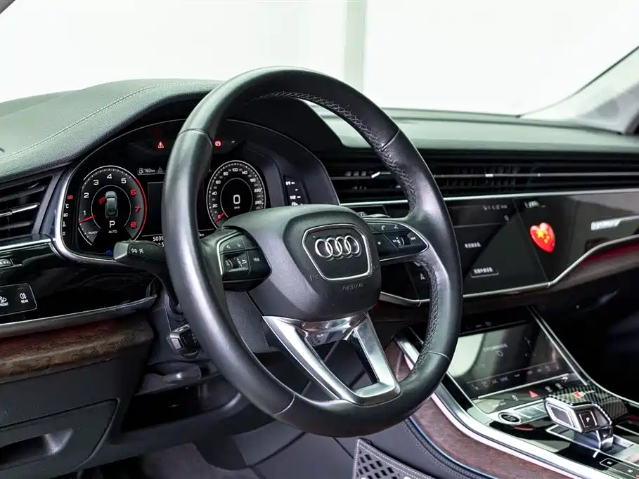 Audi Q7 2023 — фото 20