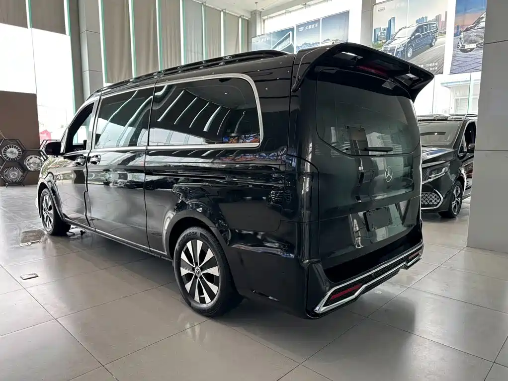 Mercedes-Benz Vito 2023 — фото 29