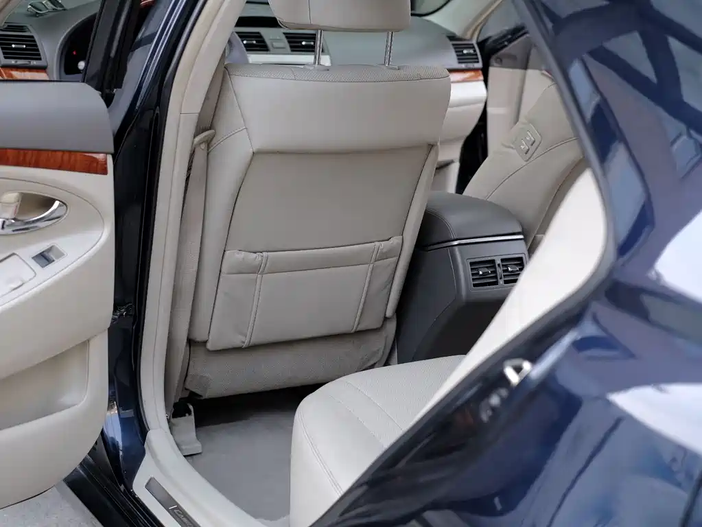Toyota Camry 2008 — фото 27