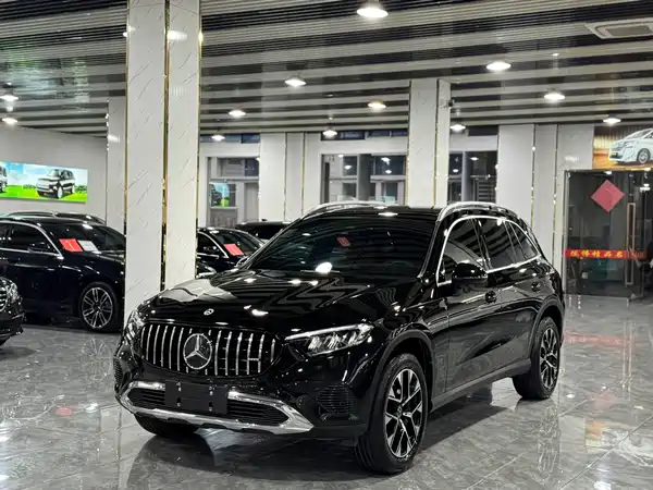 Mercedes-Benz GLC 2023
