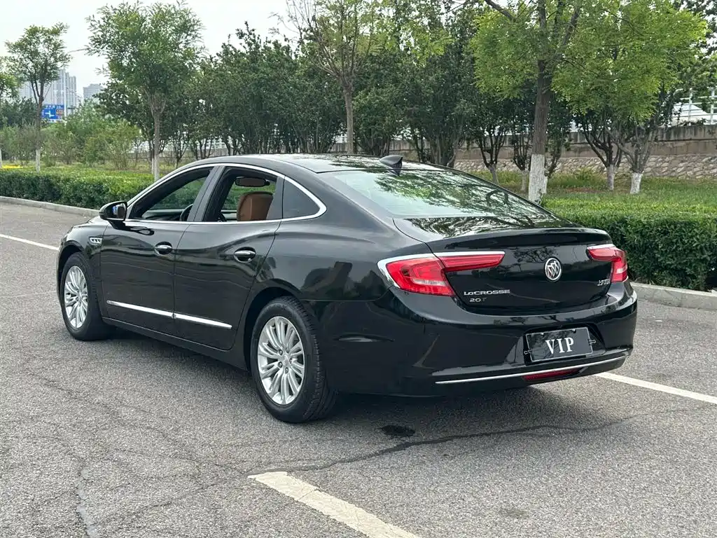 Buick LaCrosse 2019 — фото 9