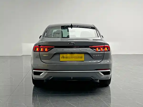 Ford Mondeo 2022