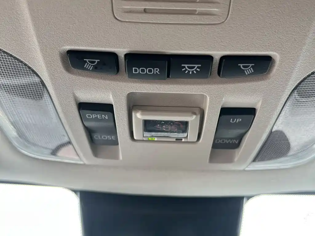 Toyota Corolla 2021 — фото 17