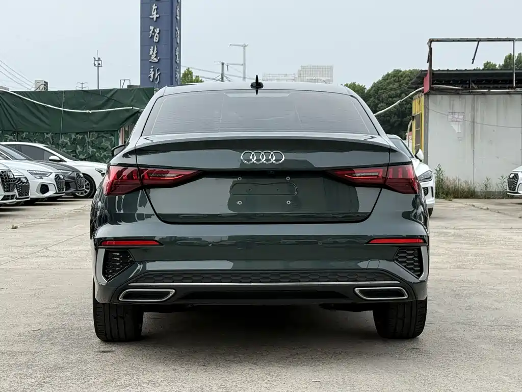 Audi A3 2023 — фото 9