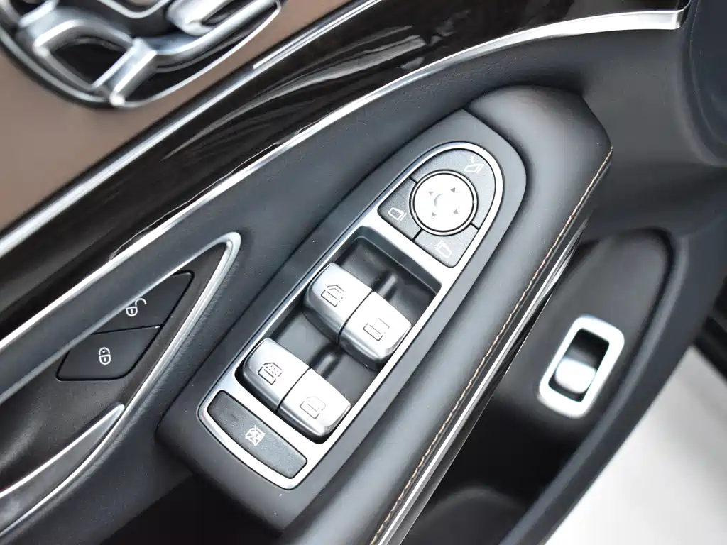Mercedes-Benz S-Class 2019 — фото 16